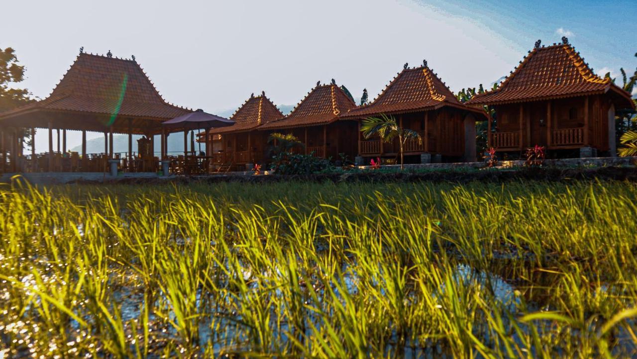 Parlezo Villa Lengkoajang Exterior foto