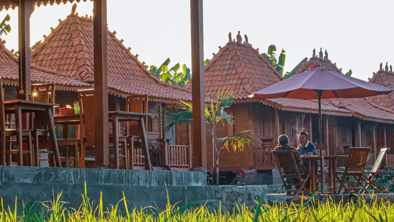 Parlezo Villa Lengkoajang Exterior foto